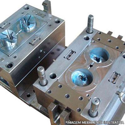 Aços para Moldes Termoplásticos: A Base para Injeção Plástica